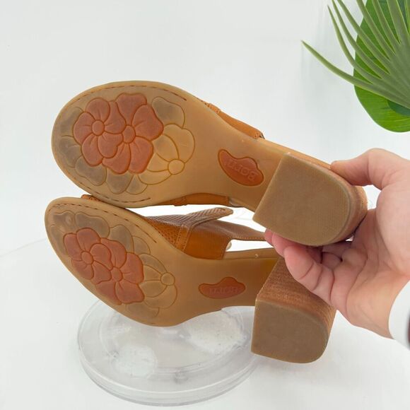 Born Women Sutra Sandal Women 9 Brown Perforated Heels Leather Open Toe - Picture 10 of 13